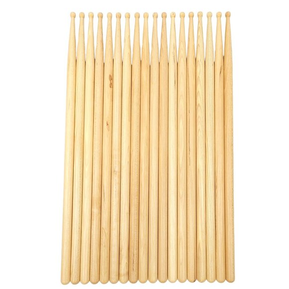 D'Addario Hickory Drumsticks 9 Pair 16" Hickory Wood 18 Sticks - Picture 2 of 7